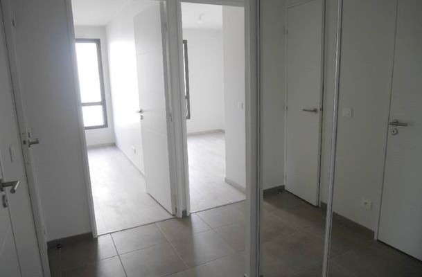 Appartement • T3 • Vide • 65m²